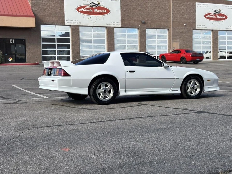 1992 Chevrolet Camaro 3rd Gen - Image 3 of 31