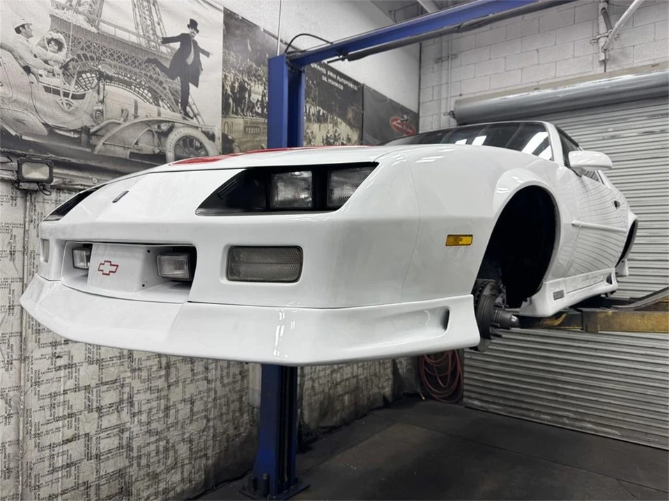 1992 Chevrolet Camaro 3rd Gen - Image 29 of 31