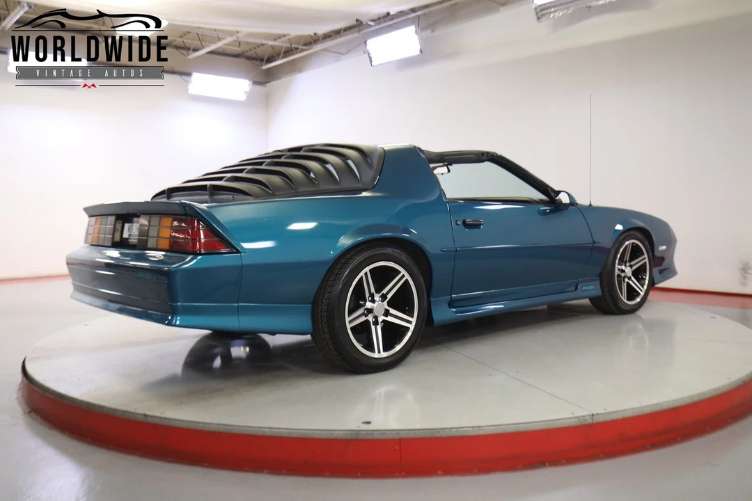 1992 Chevrolet Camaro 3rd Gen - Image 6 of 12
