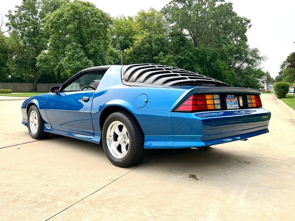 1992 Chevrolet Camaro 3rd Gen - Image 10 of 12