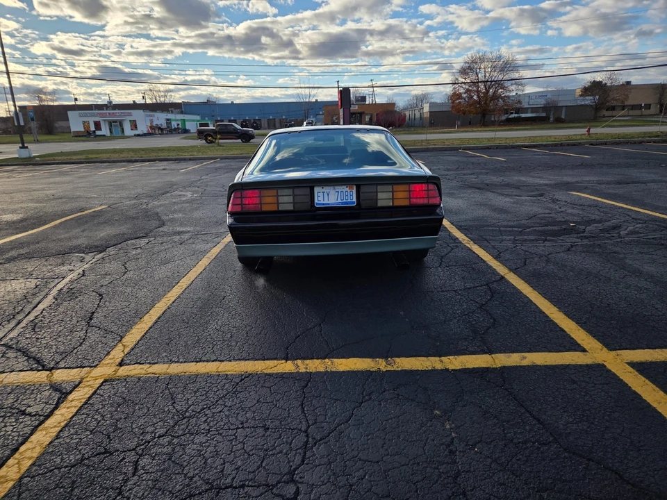 1992 Chevrolet Camaro 3rd Gen - Image 8 of 21