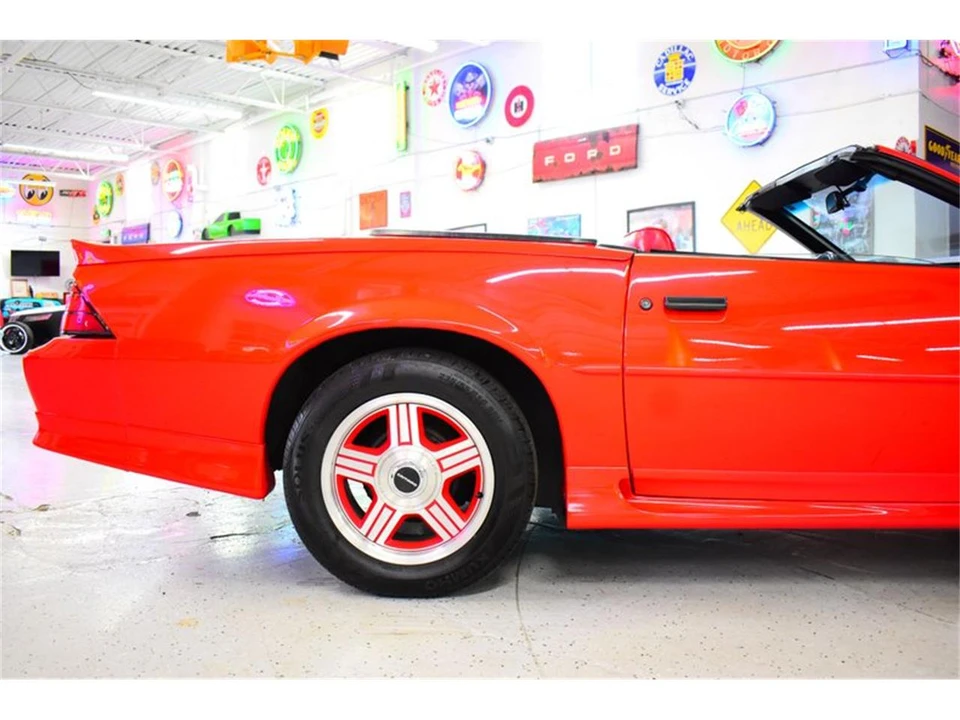 1992 Chevrolet Camaro 3rd Gen - Image 7 of 31