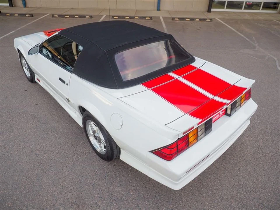 1992 Chevrolet Camaro 3rd Gen - Image 14 of 31