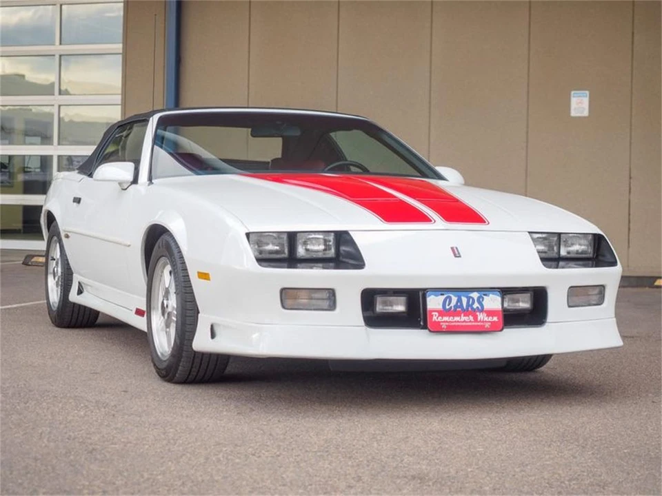 1992 Chevrolet Camaro 3rd Gen - Image 11 of 31