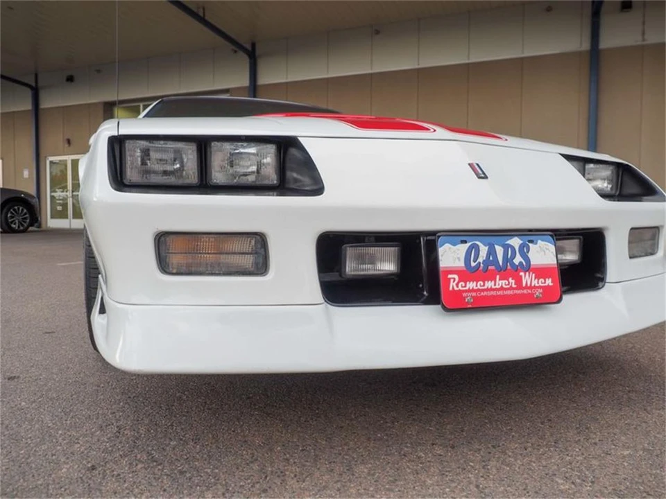 1992 Chevrolet Camaro 3rd Gen - Image 24 of 31