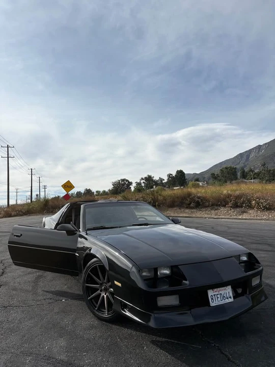 1992 Chevrolet Camaro 3rd Gen - Image 10 of 17