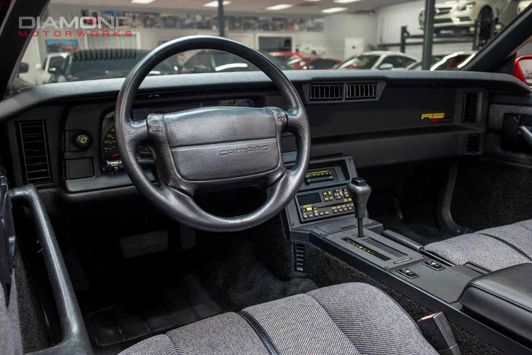 1992 Chevrolet Camaro 3rd Gen - Image 16 of 31