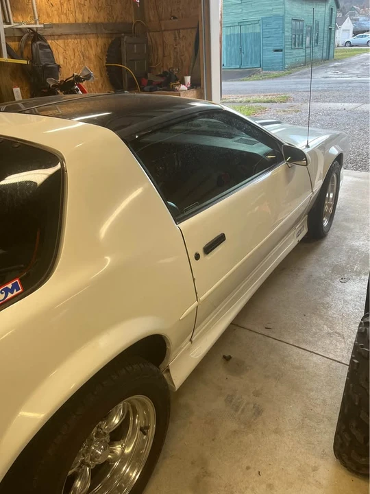 1992 Chevrolet Camaro 3rd Gen - Image 4 of 12