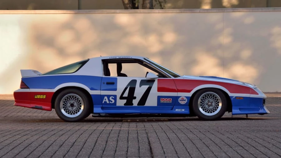 1992 Chevrolet Camaro 3rd Gen - Image 2 of 27