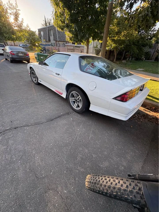 1992 Chevrolet Camaro 3rd Gen - Image 8 of 10