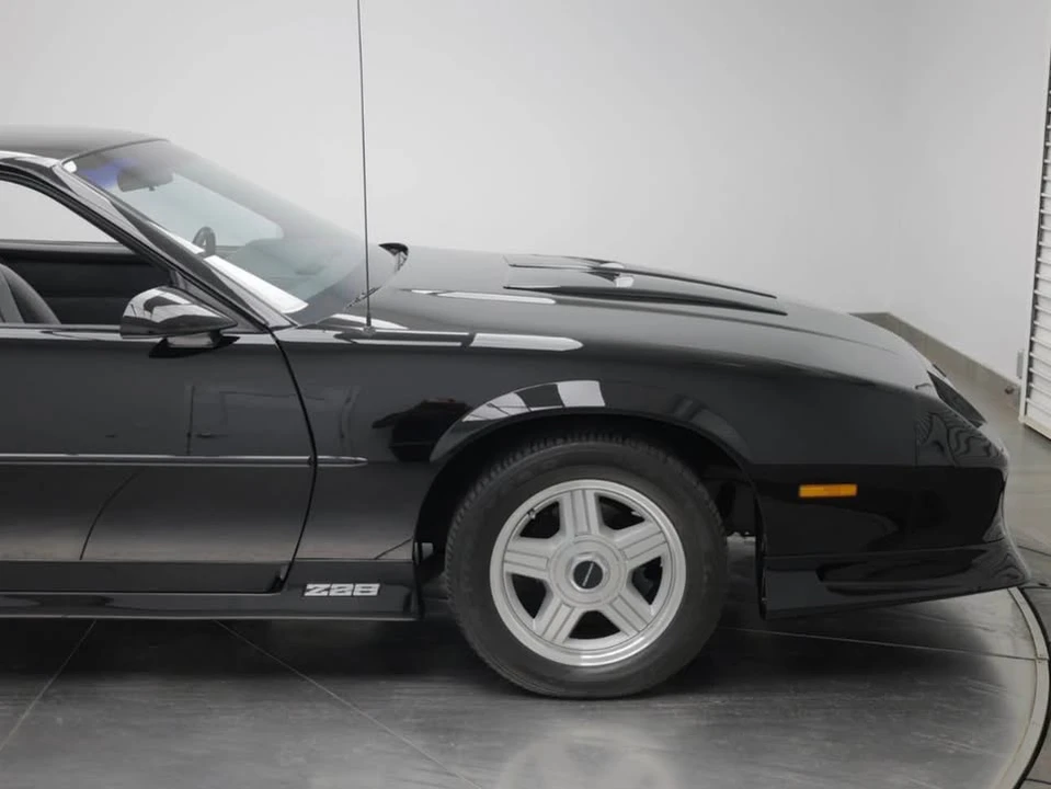 1992 Chevrolet Camaro 3rd Gen - Image 2 of 4