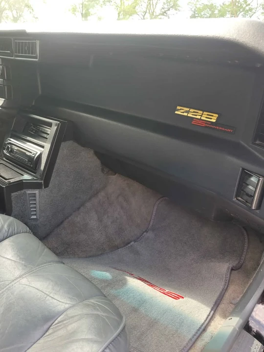 1992 Chevrolet Camaro 3rd Gen - Image 6 of 11