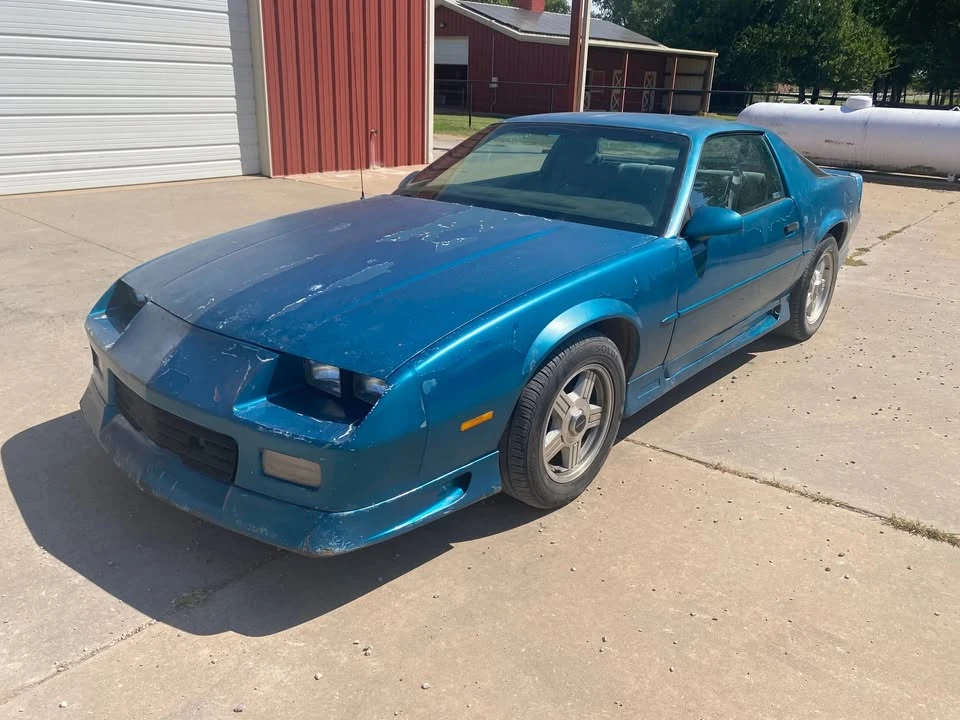 1992 Chevrolet Camaro 3rd Gen - Image 2 of 17