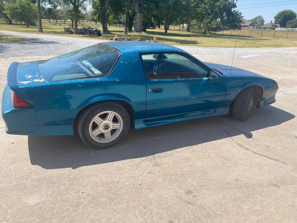 1992 Chevrolet Camaro 3rd Gen - Image 4 of 17