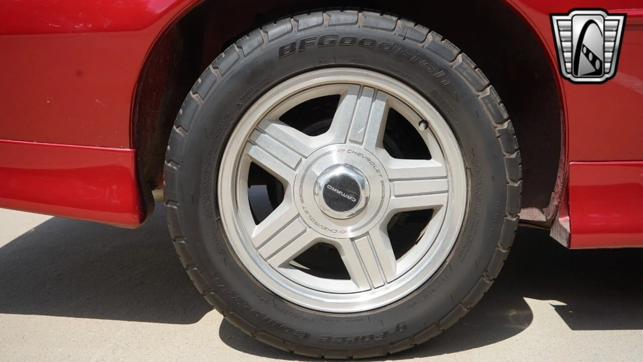 1992 Chevrolet Camaro 3rd Gen - Image 9 of 21