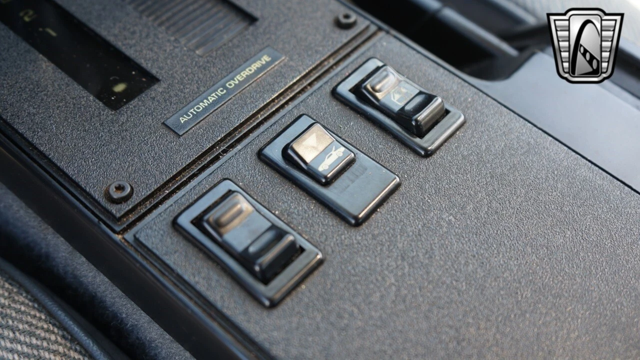 1992 Chevrolet Camaro 3rd Gen - Image 21 of 21