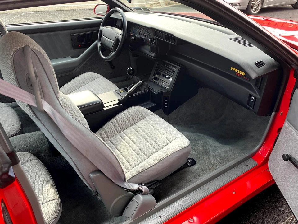 1992 Chevrolet Camaro 3rd Gen - Image 7 of 15