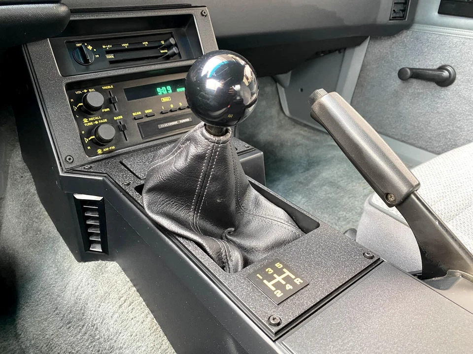 1992 Chevrolet Camaro 3rd Gen - Image 10 of 15