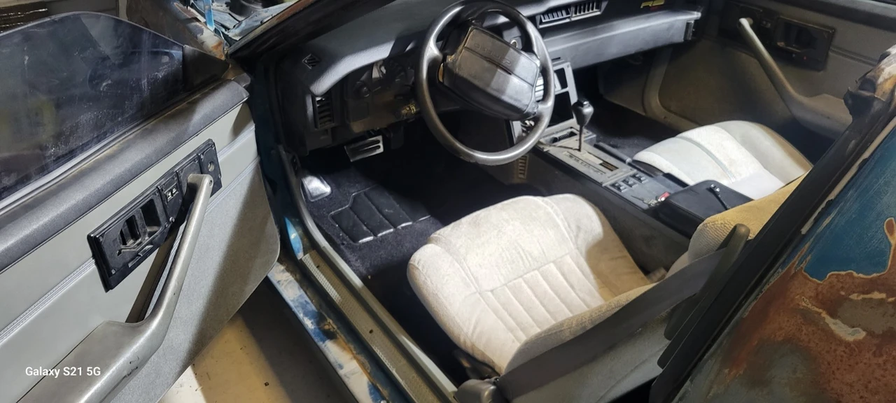 1992 Chevrolet Camaro 3rd Gen - Image 6 of 8