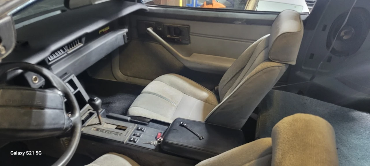1992 Chevrolet Camaro 3rd Gen - Image 2 of 8