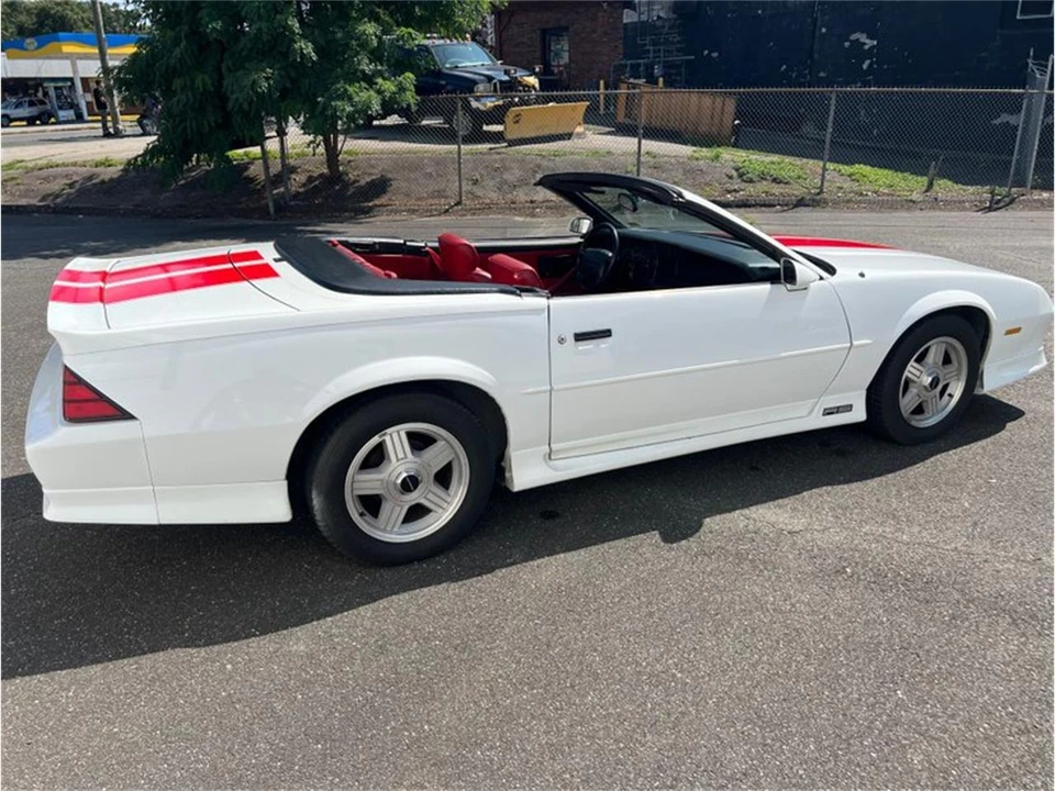1992 Chevrolet Camaro 3rd Gen - Image 24 of 31