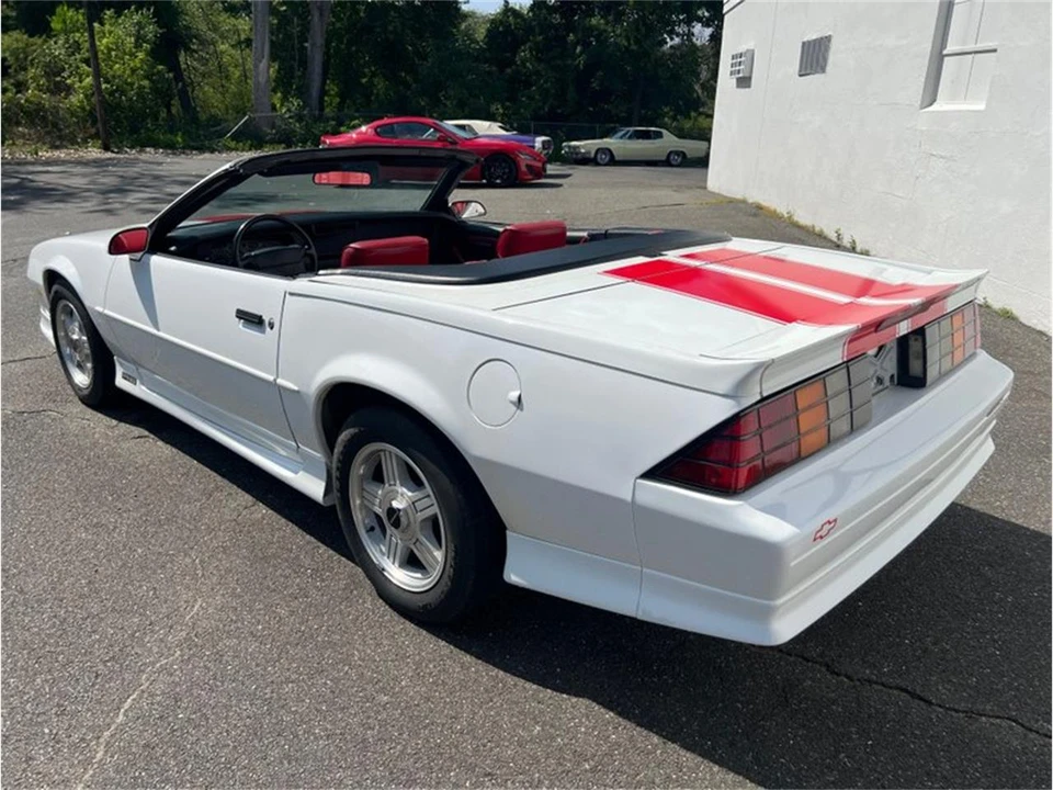 1992 Chevrolet Camaro 3rd Gen - Image 18 of 31