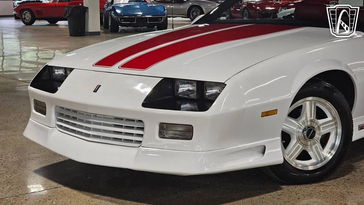 1992 Chevrolet Camaro 3rd Gen - Image 4 of 12