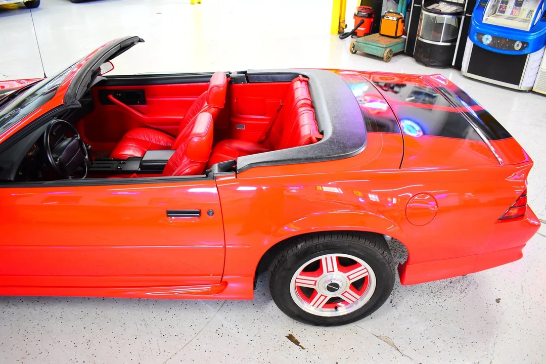 1992 Chevrolet Camaro 3rd Gen - Image 18 of 19