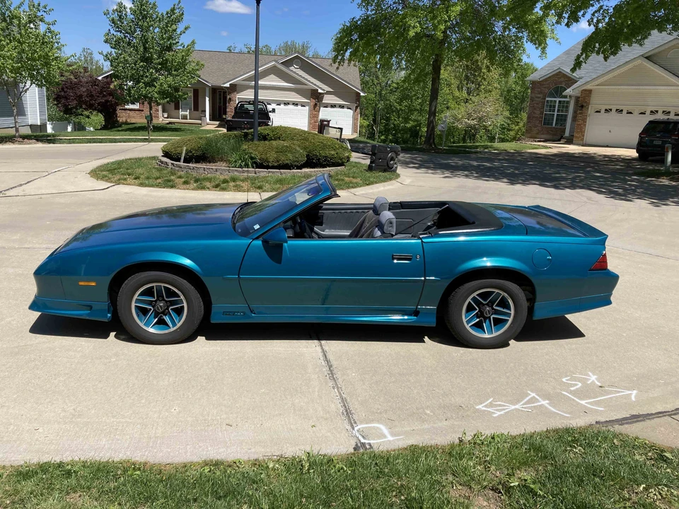 1992 Chevrolet Camaro 3rd Gen - Image 9 of 31