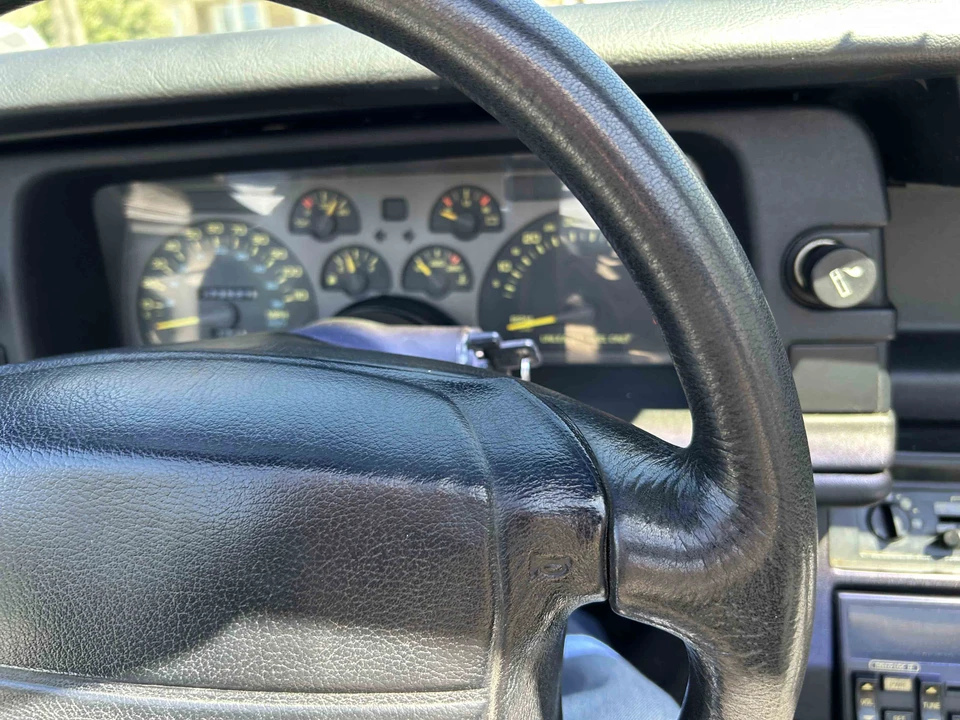 1992 Chevrolet Camaro 3rd Gen - Image 23 of 31
