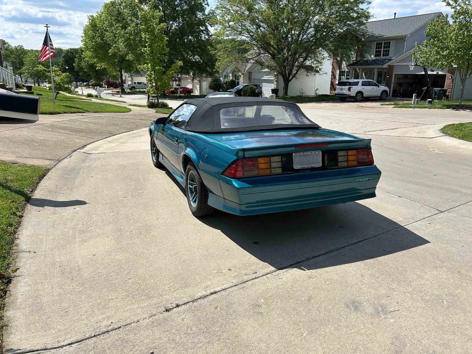 1992 Chevrolet Camaro 3rd Gen - Image 5 of 31
