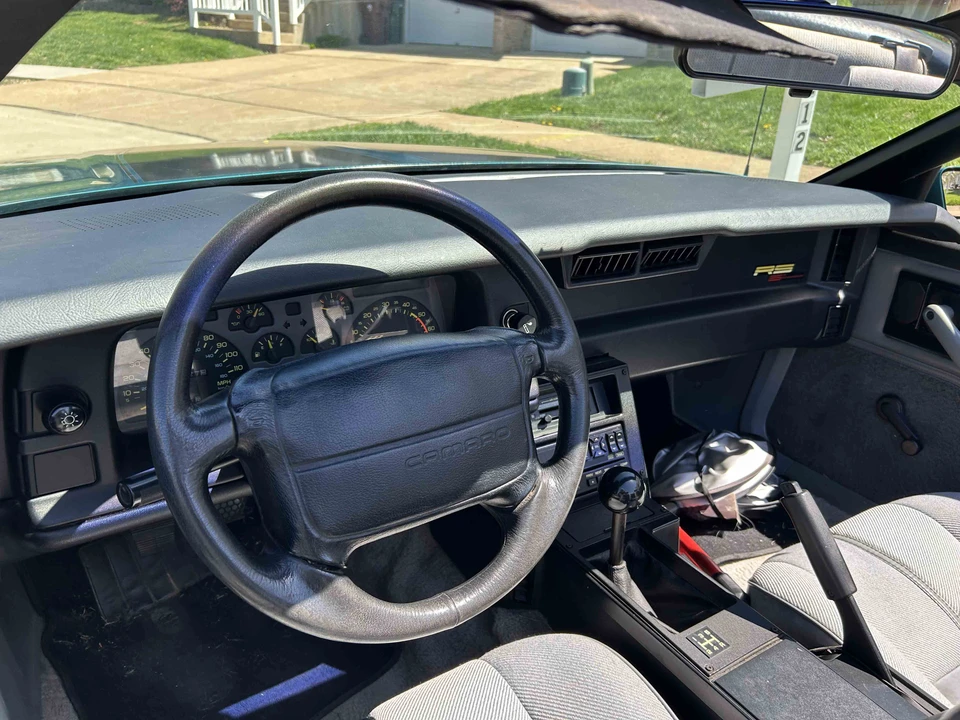 1992 Chevrolet Camaro 3rd Gen - Image 20 of 31