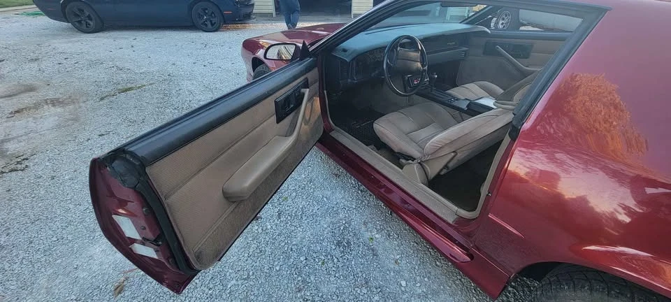 1992 Chevrolet Camaro 3rd Gen - Image 2 of 9