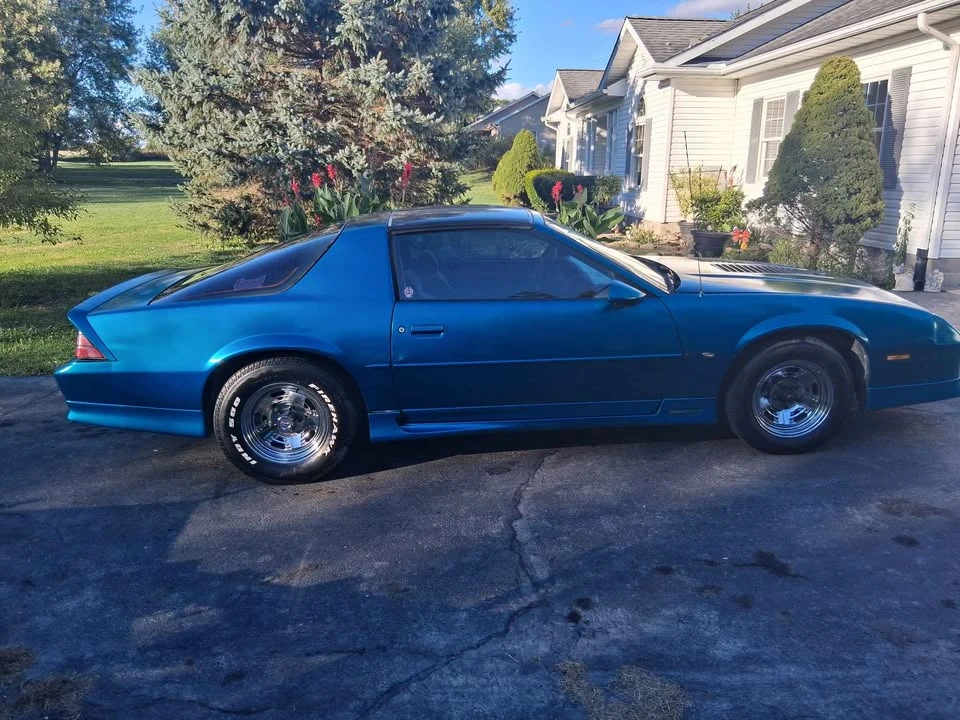 1992 Chevrolet Camaro 3rd Gen - Image 2 of 7