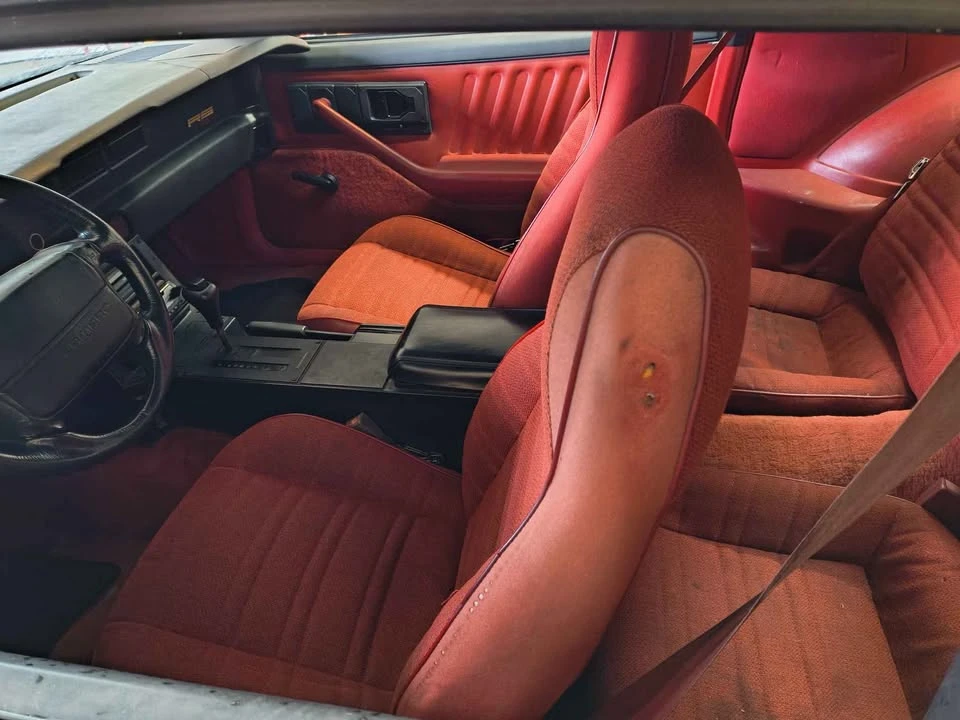 1992 Chevrolet Camaro 3rd Gen - Image 2 of 4