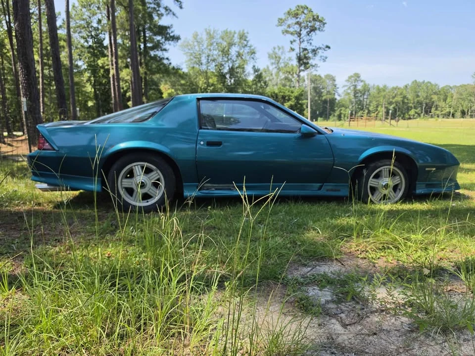 1992 Chevrolet Camaro 3rd Gen - Image 2 of 7