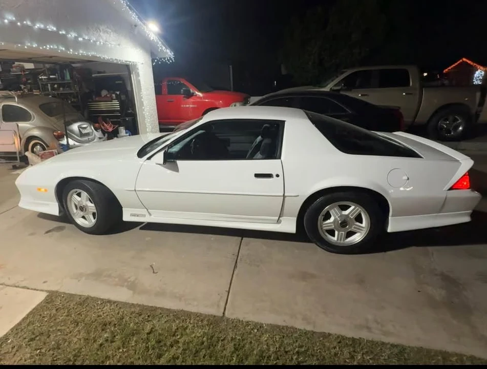 1992 Chevrolet Camaro 3rd Gen - Image 3 of 3