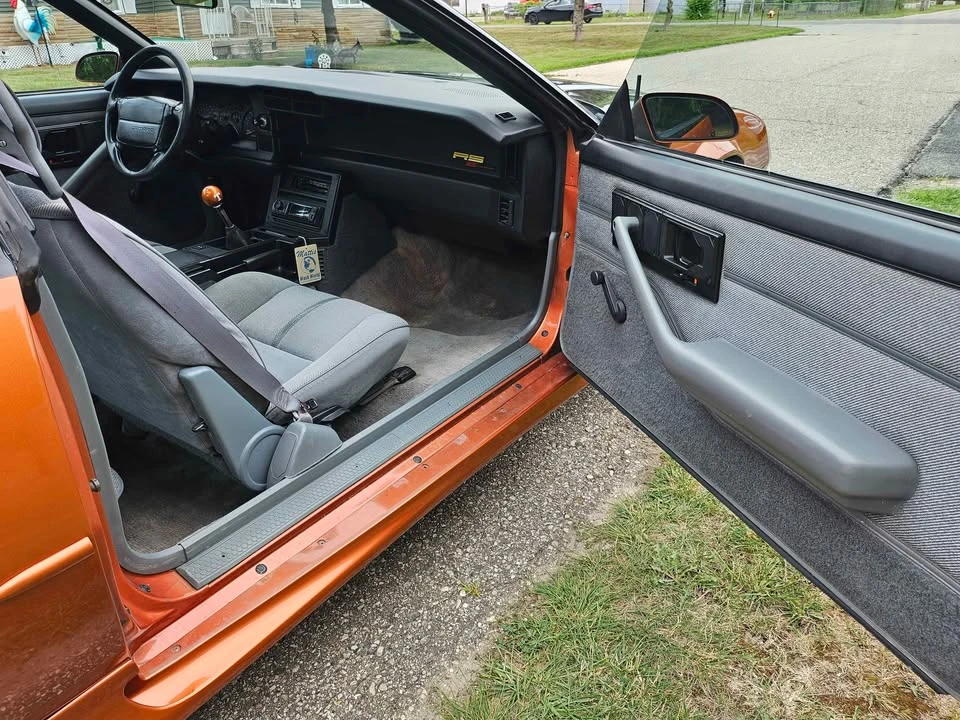 1992 Chevrolet Camaro 3rd Gen - Image 9 of 13