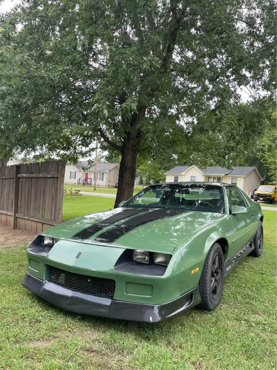 1992 Chevrolet Camaro 3rd Gen - Image 2 of 3