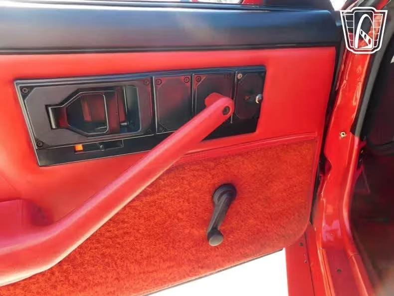 1992 Chevrolet Camaro 3rd Gen - Image 6 of 20