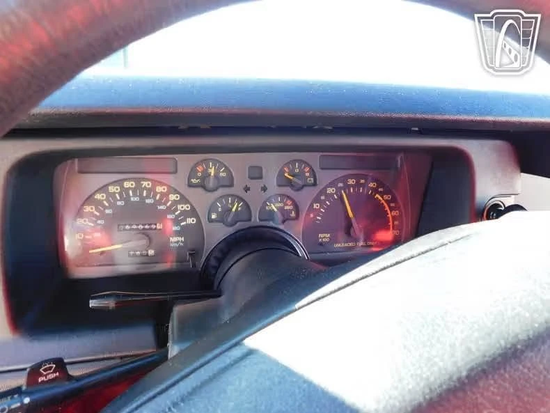 1992 Chevrolet Camaro 3rd Gen - Image 10 of 20
