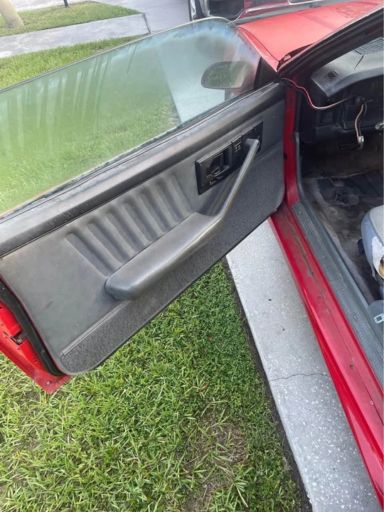 1992 Chevrolet Camaro 3rd Gen - Image 4 of 7