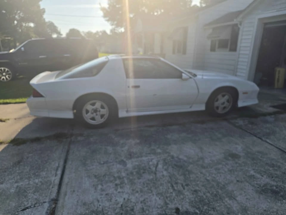 1992 Chevrolet Camaro 3rd Gen - Image 3 of 5