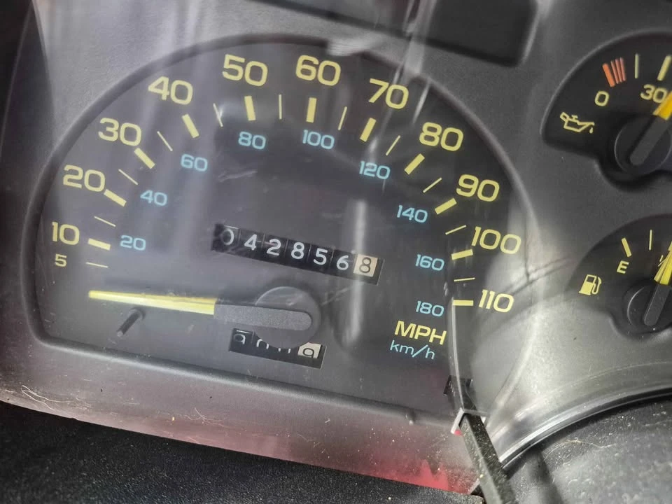 1992 Chevrolet Camaro 3rd Gen - Image 10 of 16
