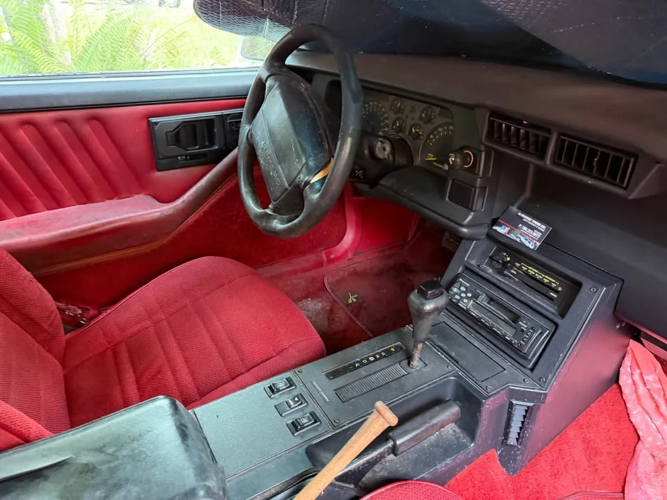 1992 Chevrolet Camaro 3rd Gen - Image 4 of 7