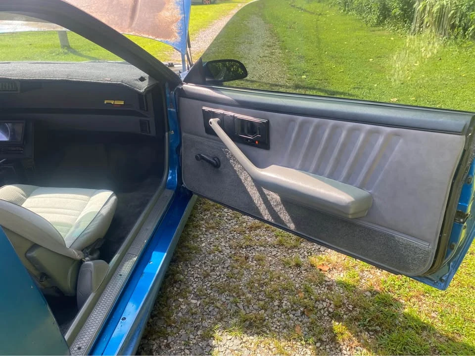 1992 Chevrolet Camaro 3rd Gen - Image 5 of 17