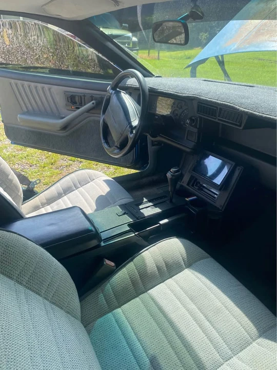 1992 Chevrolet Camaro 3rd Gen - Image 6 of 17