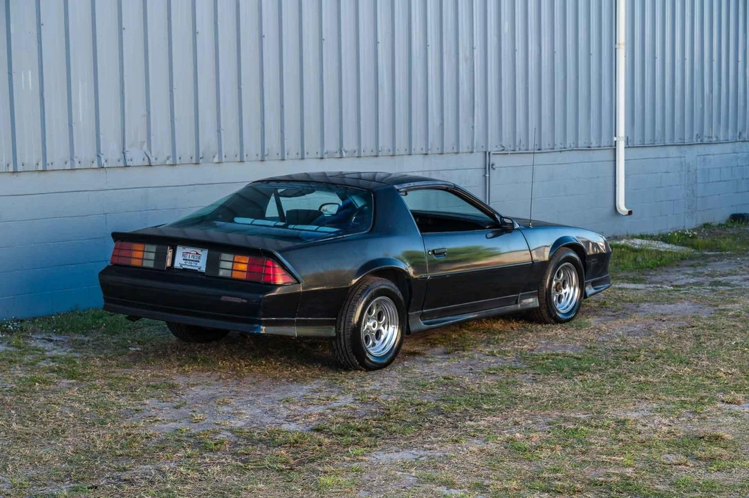 1992 Chevrolet Camaro 3rd Gen - Image 6 of 31