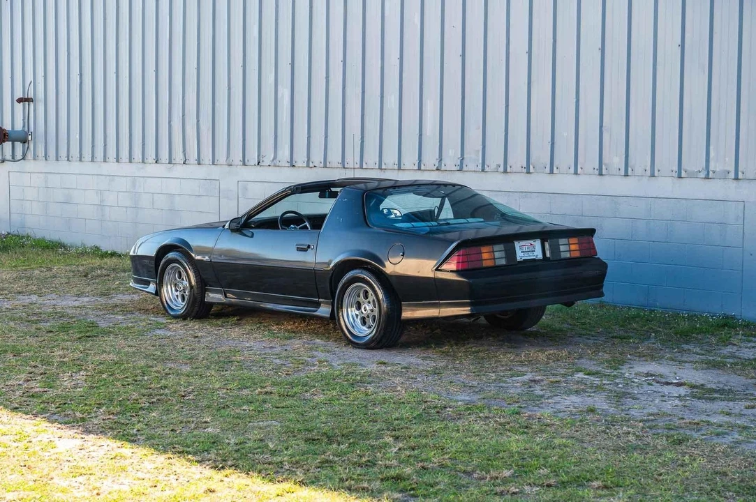 1992 Chevrolet Camaro 3rd Gen - Image 22 of 31