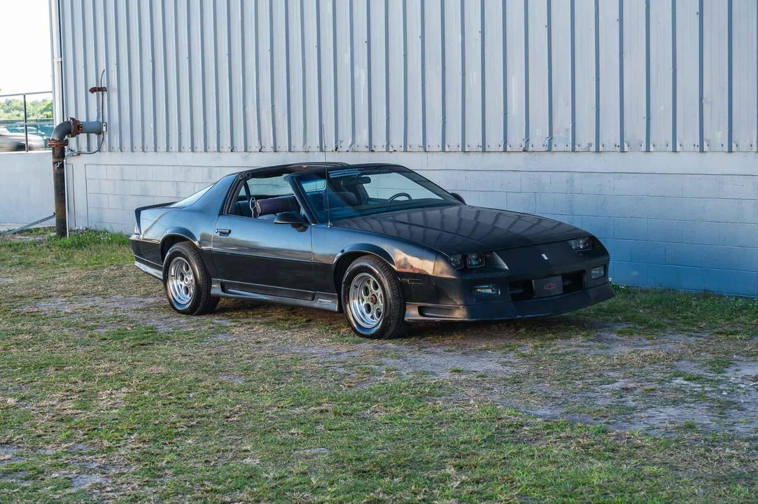 1992 Chevrolet Camaro 3rd Gen - Image 25 of 31